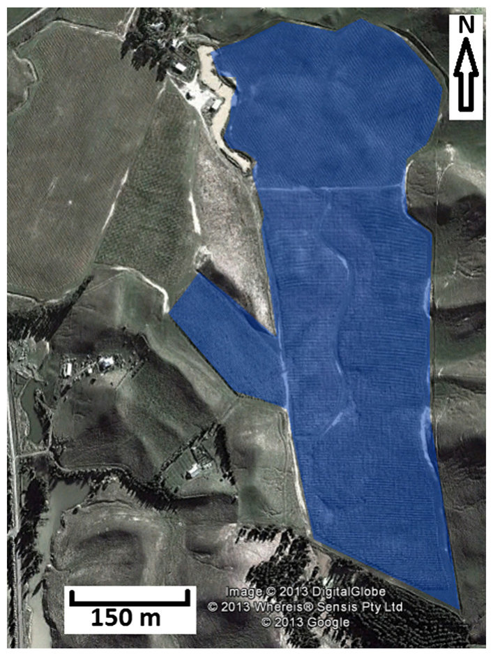 Fig. 2. Hardcase study site. The area in blue is the recontoured area. Image © DigitalGlobe 2013, from © Google Earth, 2013.